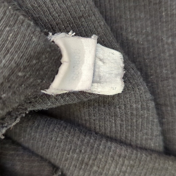 GAP Black Long Sleeve Waffle Knit Pullover Tee with Crew Neck Size XL - Picture 5 of 5